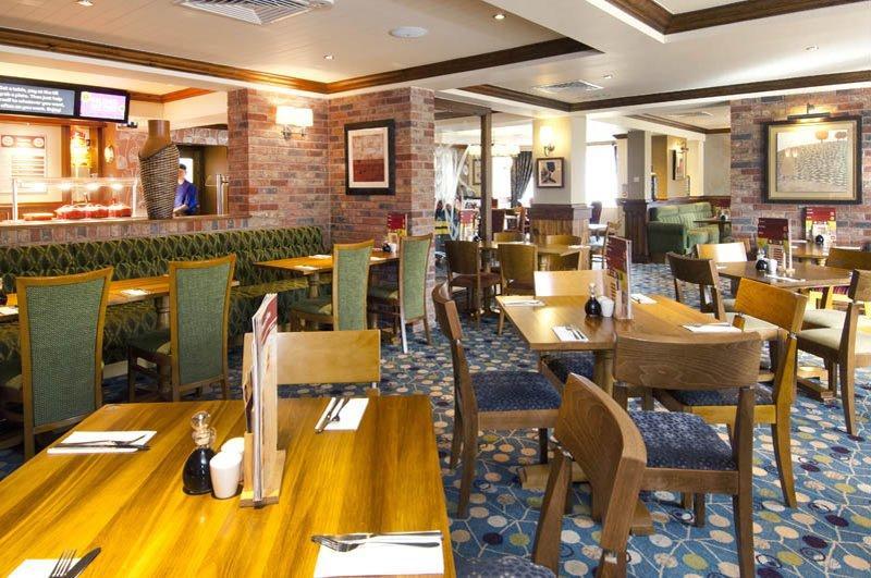 Premier Inn Glastonbury Eksteriør billede